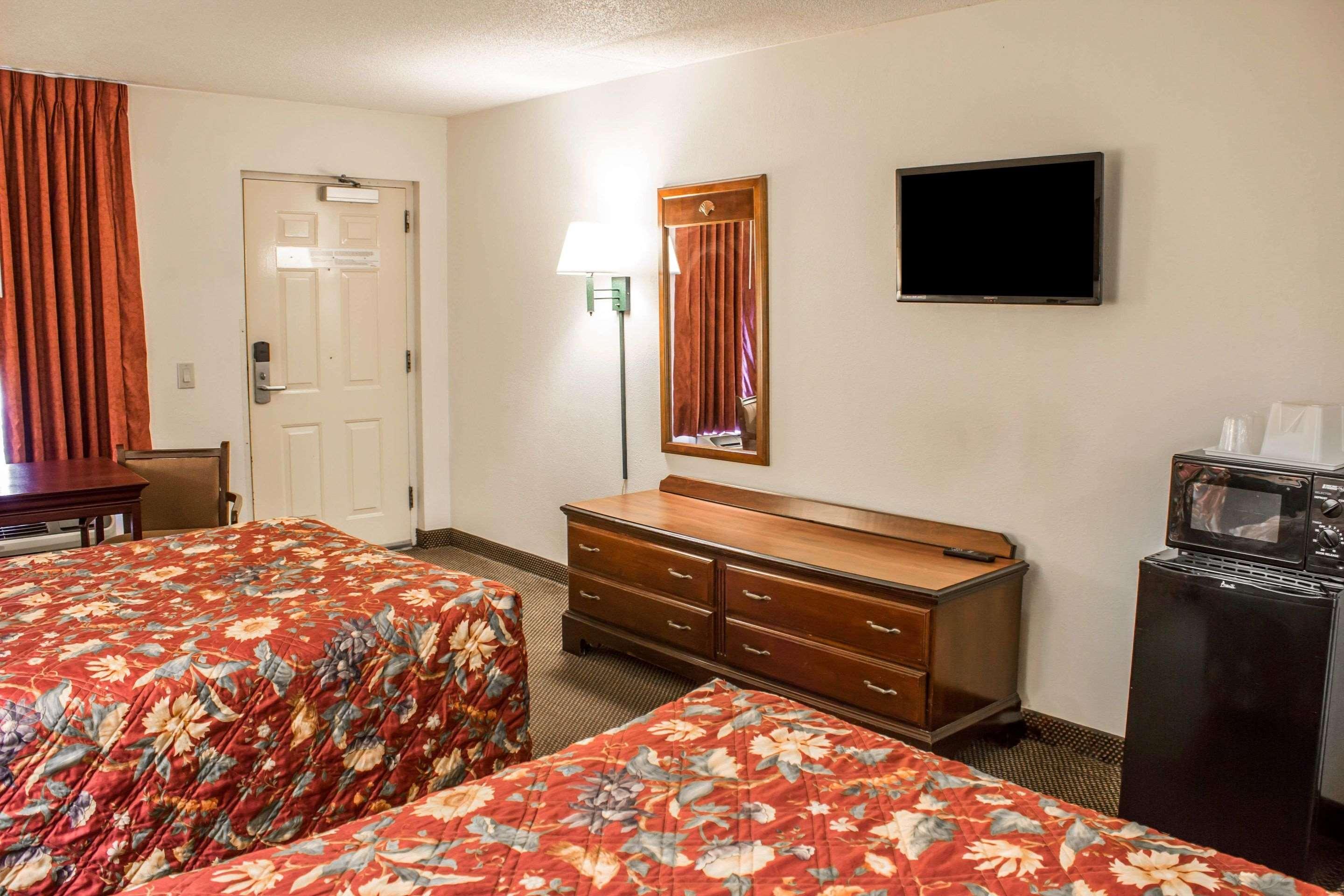 Econo Lodge Fayetteville Εξωτερικό φωτογραφία