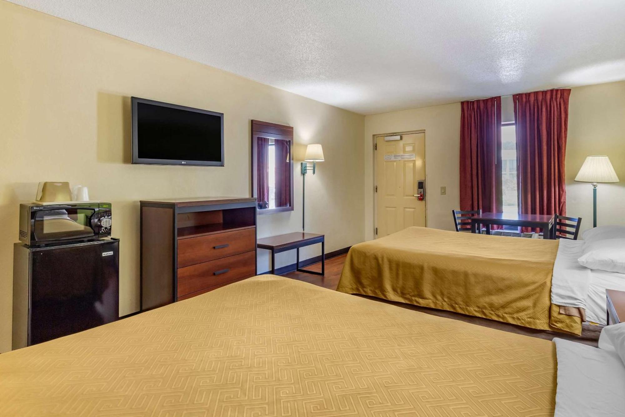 Econo Lodge Fayetteville Εξωτερικό φωτογραφία
