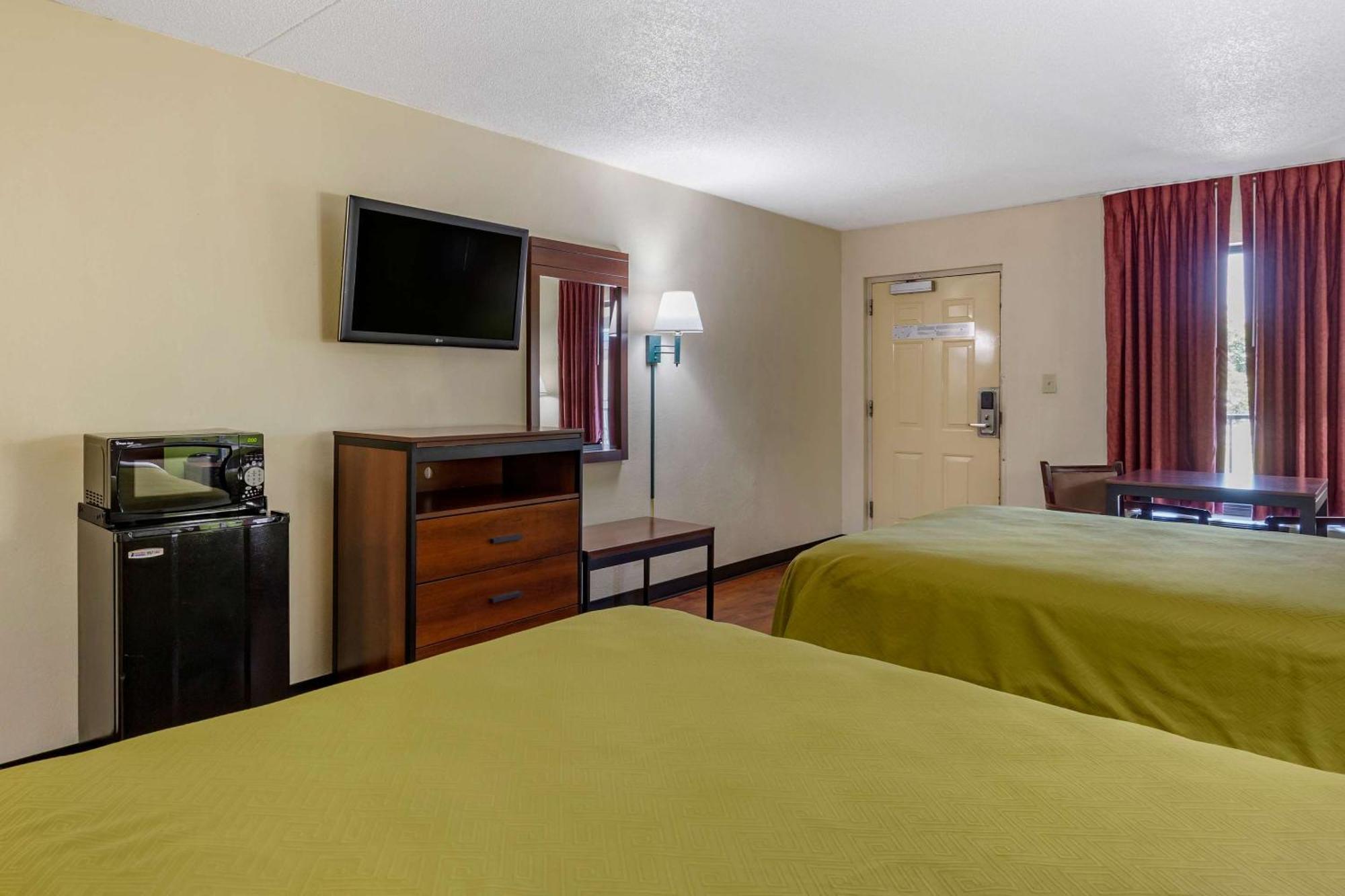Econo Lodge Fayetteville Εξωτερικό φωτογραφία
