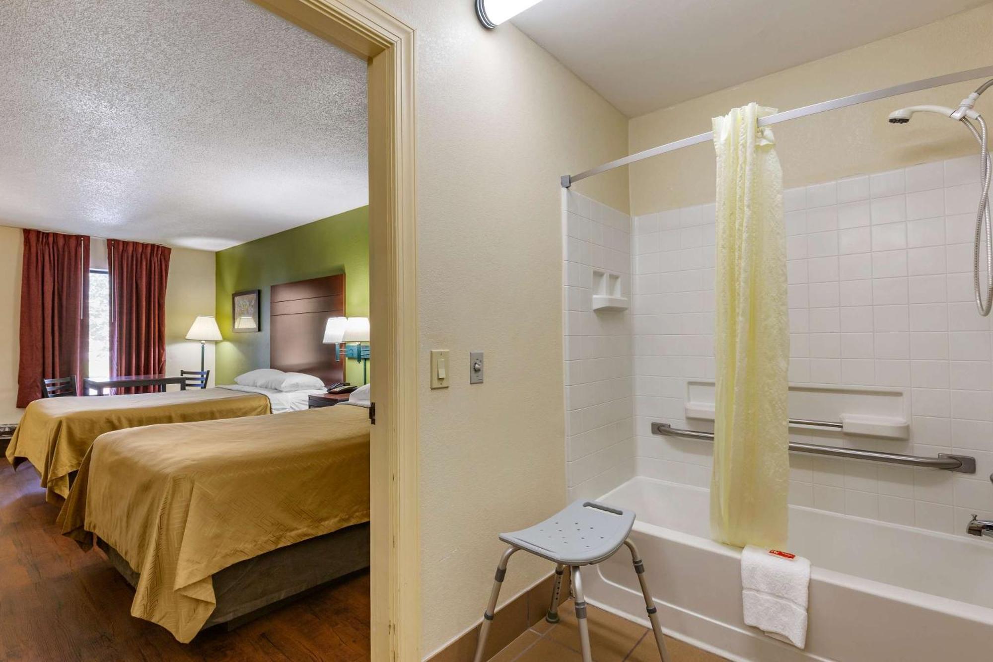Econo Lodge Fayetteville Εξωτερικό φωτογραφία