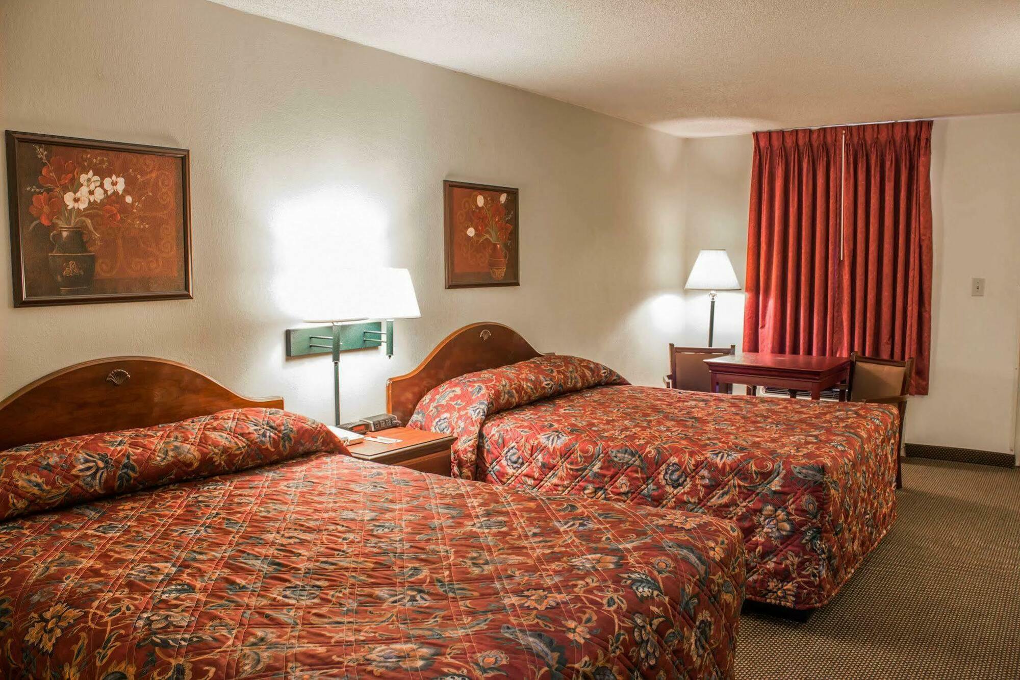 Econo Lodge Fayetteville Εξωτερικό φωτογραφία